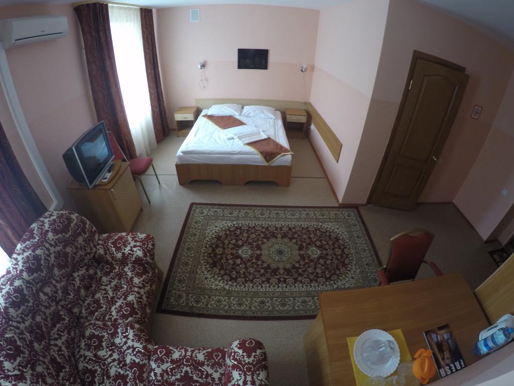 Kurmet Hotel Oral Kamer foto