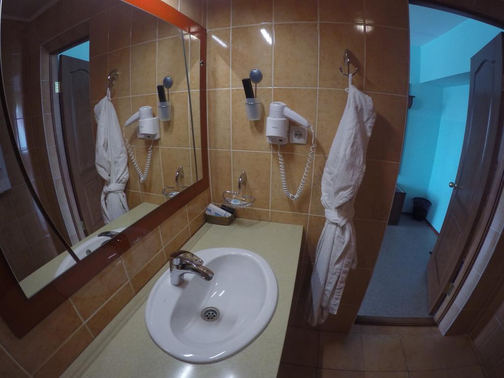 Kurmet Hotel Oral Kamer foto