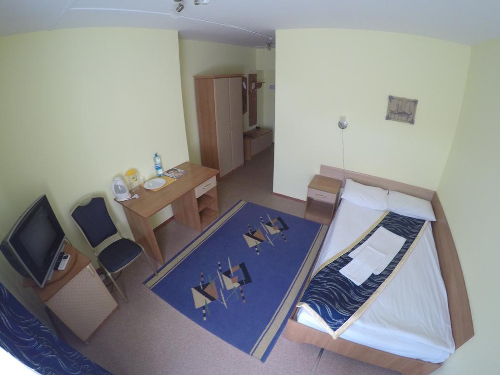 Kurmet Hotel Oral Kamer foto
