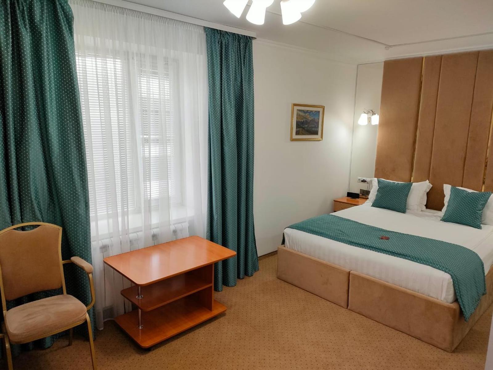 Kurmet Hotel Oral Buitenkant foto