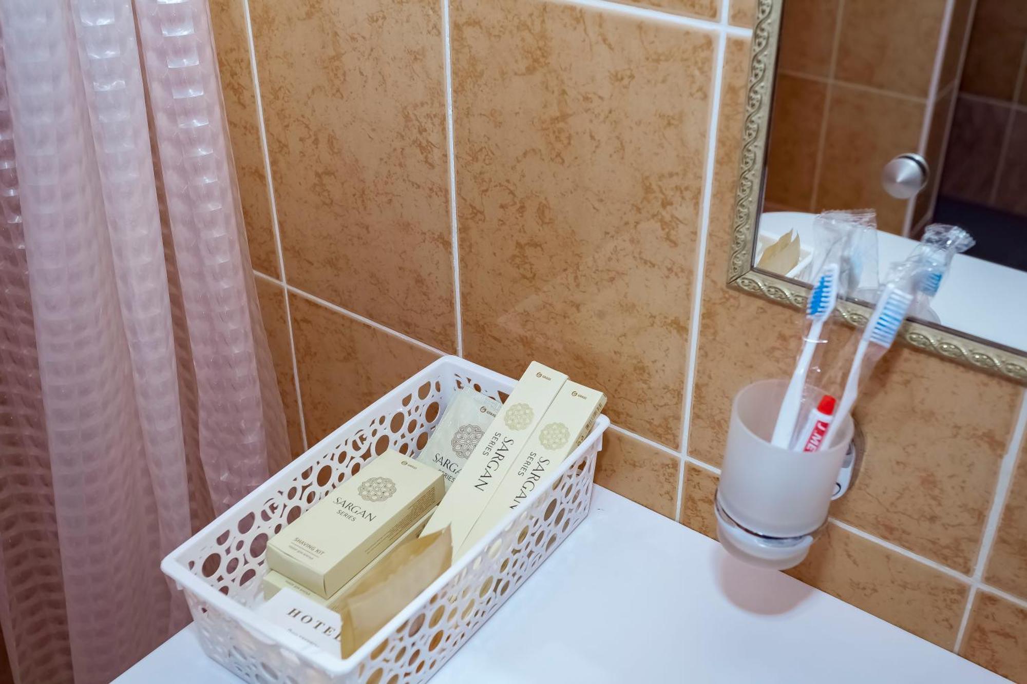 Kurmet Hotel Oral Buitenkant foto