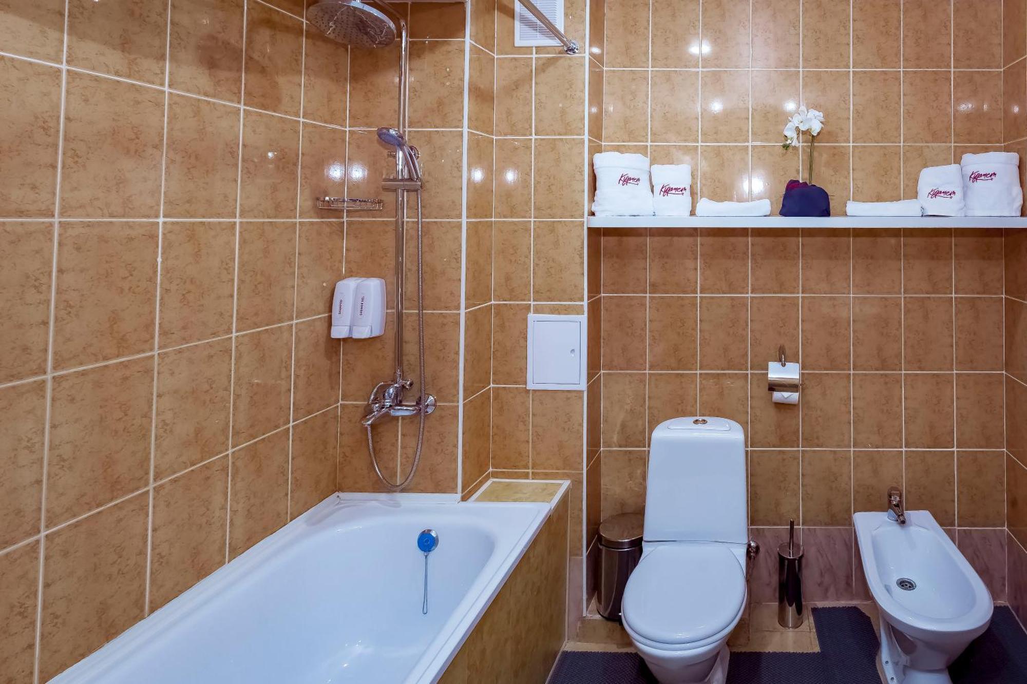 Kurmet Hotel Oral Buitenkant foto