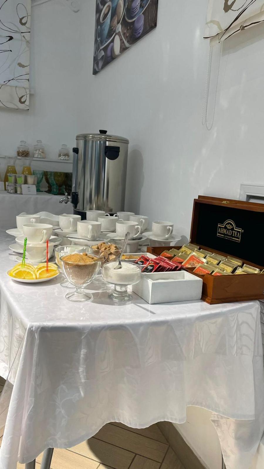 Kurmet Hotel Oral Buitenkant foto