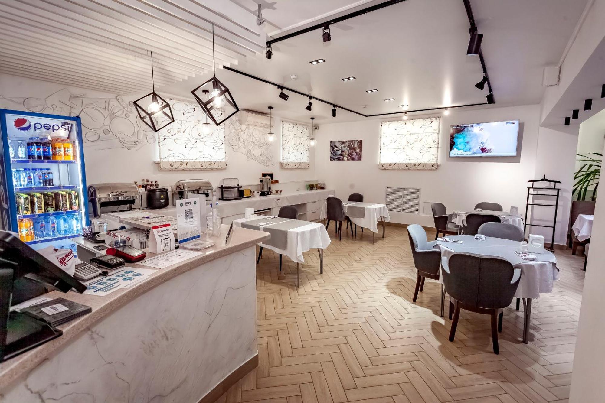 Kurmet Hotel Oral Buitenkant foto