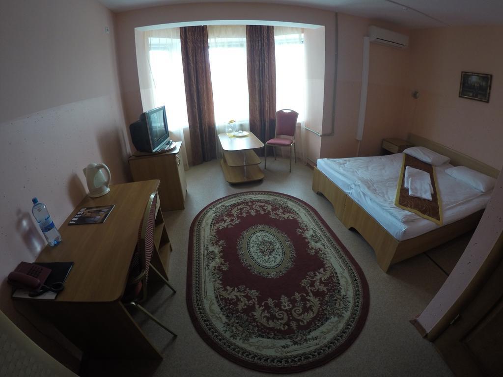 Kurmet Hotel Oral Buitenkant foto
