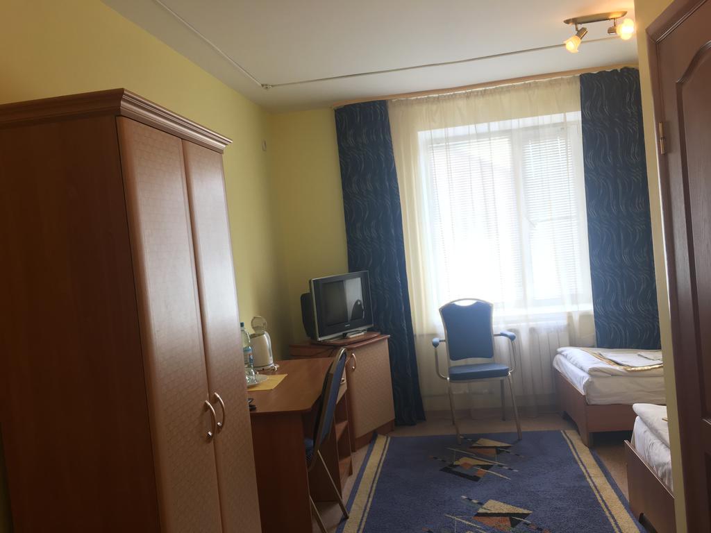 Kurmet Hotel Oral Buitenkant foto